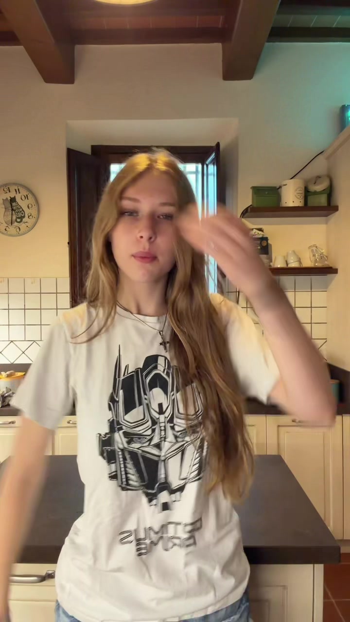 @arixnnq__