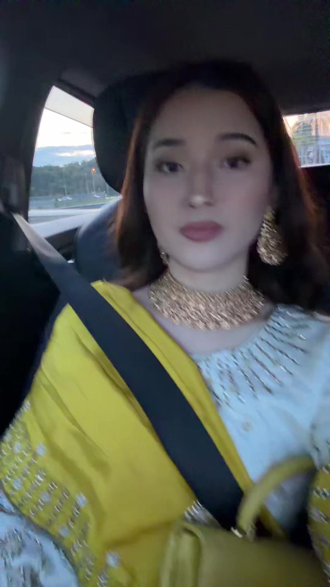 @😧