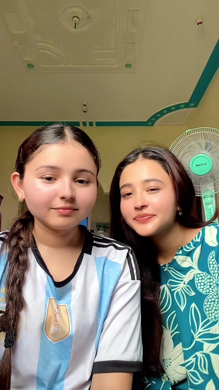 @sebika 🦋💛