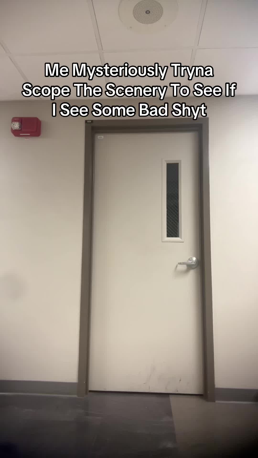 @℣