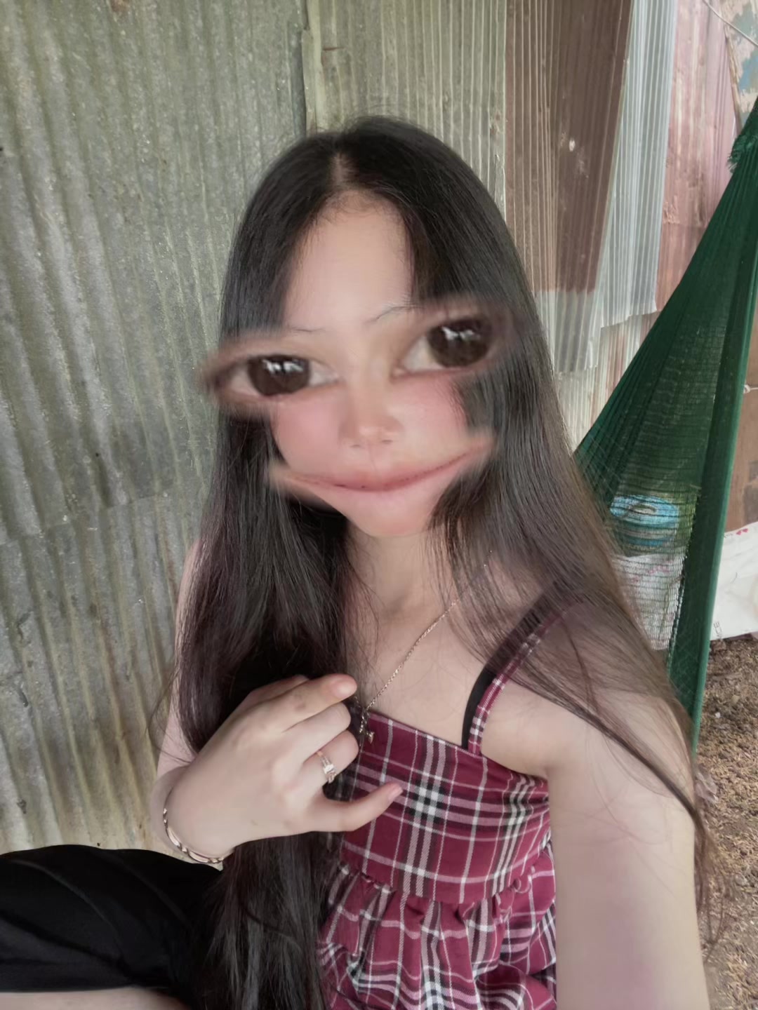 @Zhâ^._.^Zhŷ