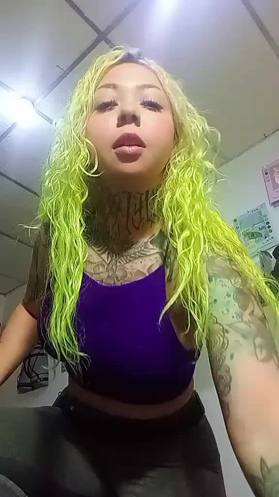 @BrujaOzkura666
