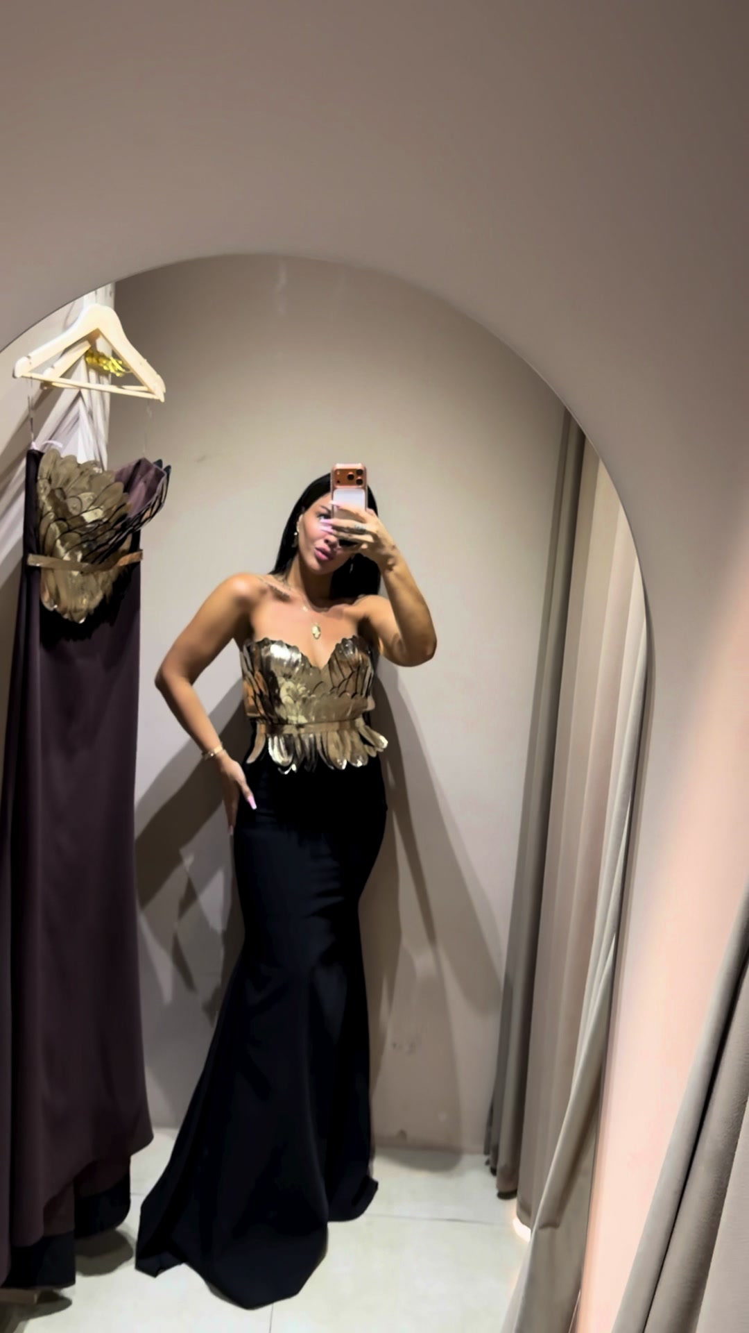 @Vi Fashion