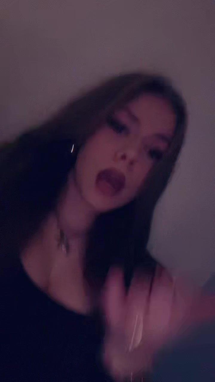 @nicole