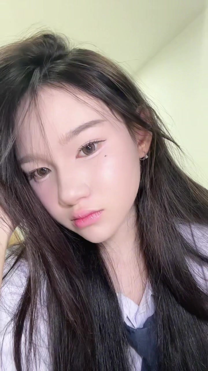 @แอลลี่