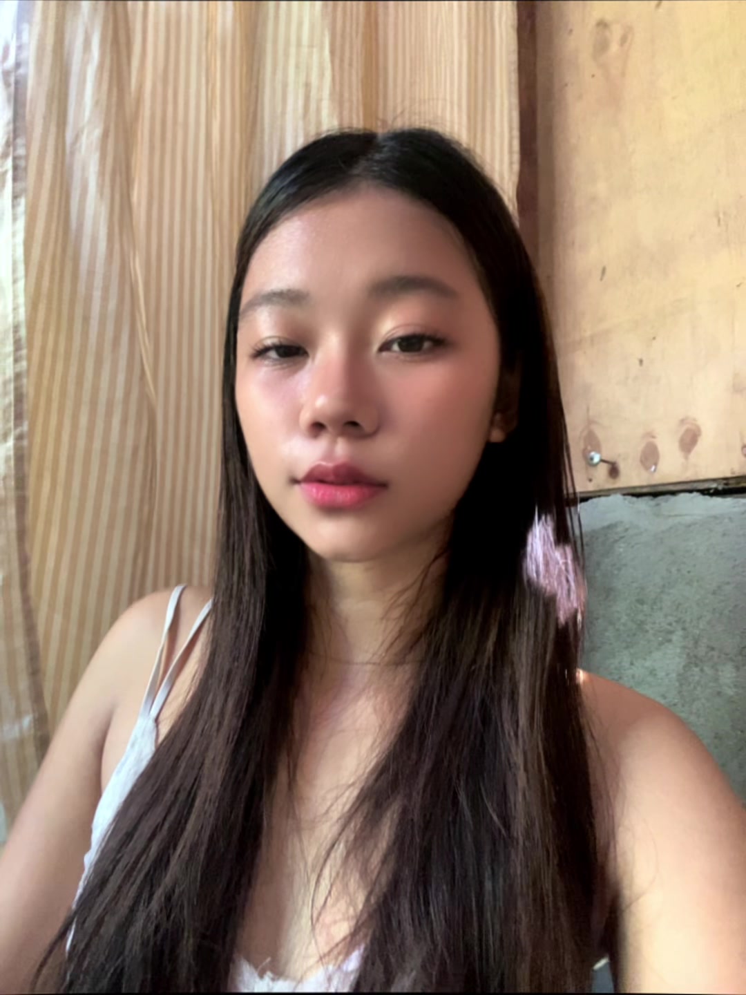 @damnchrstn