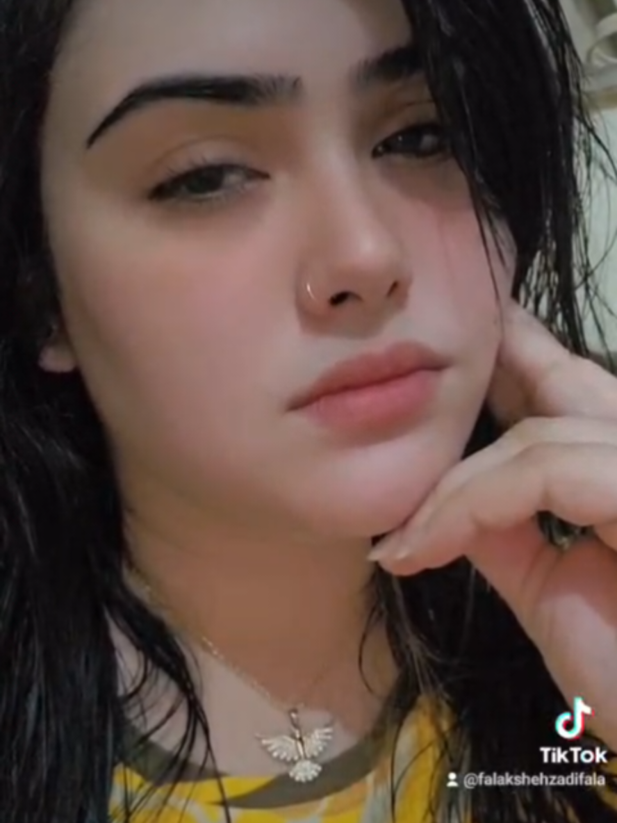 @Falak butt falak butt