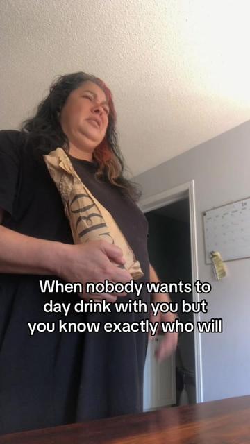 @Marl00na