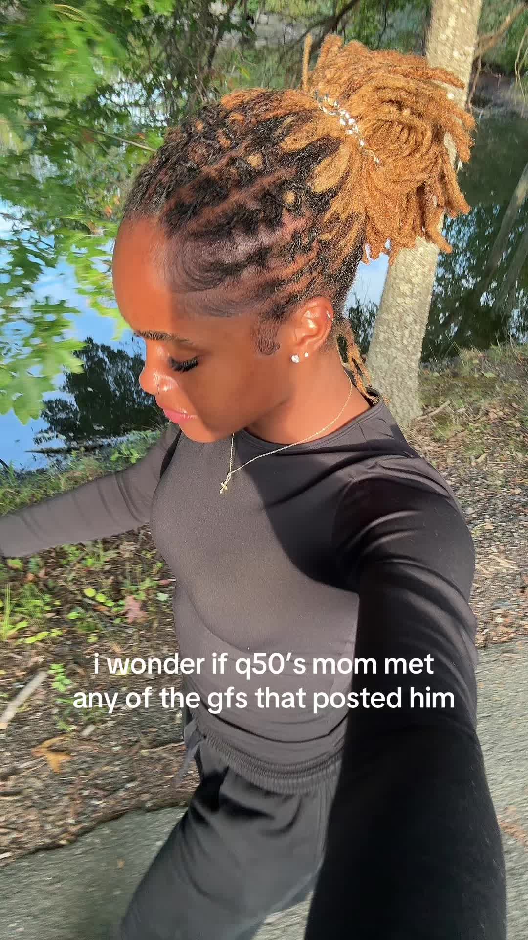 @mamikola