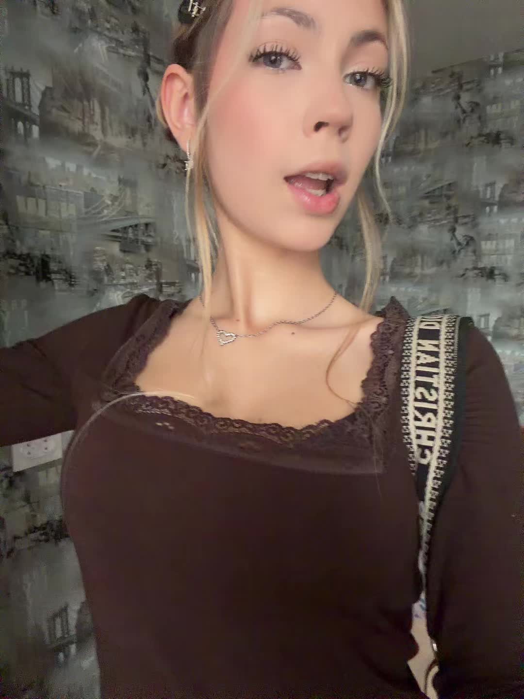 @lavrrr