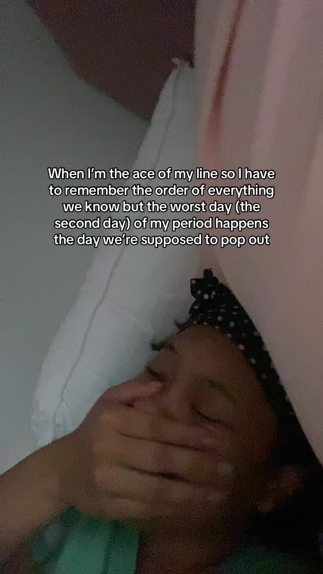 @_chloethecurator_
