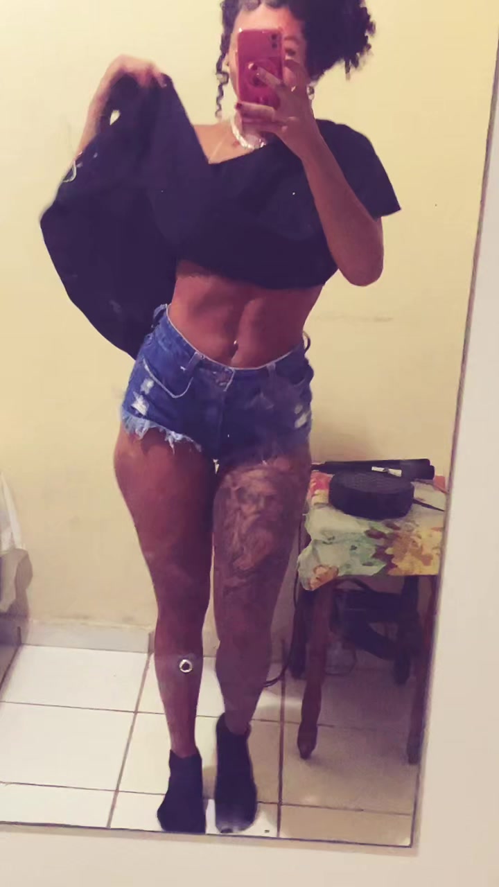 @larykarinnezz