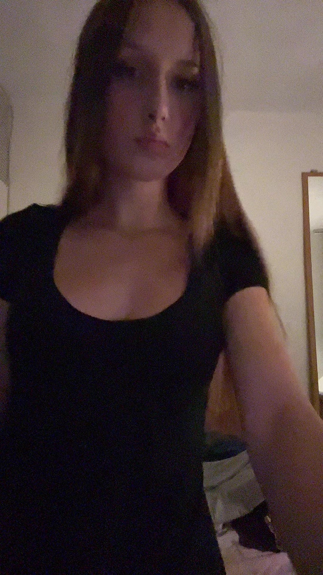 @мелания