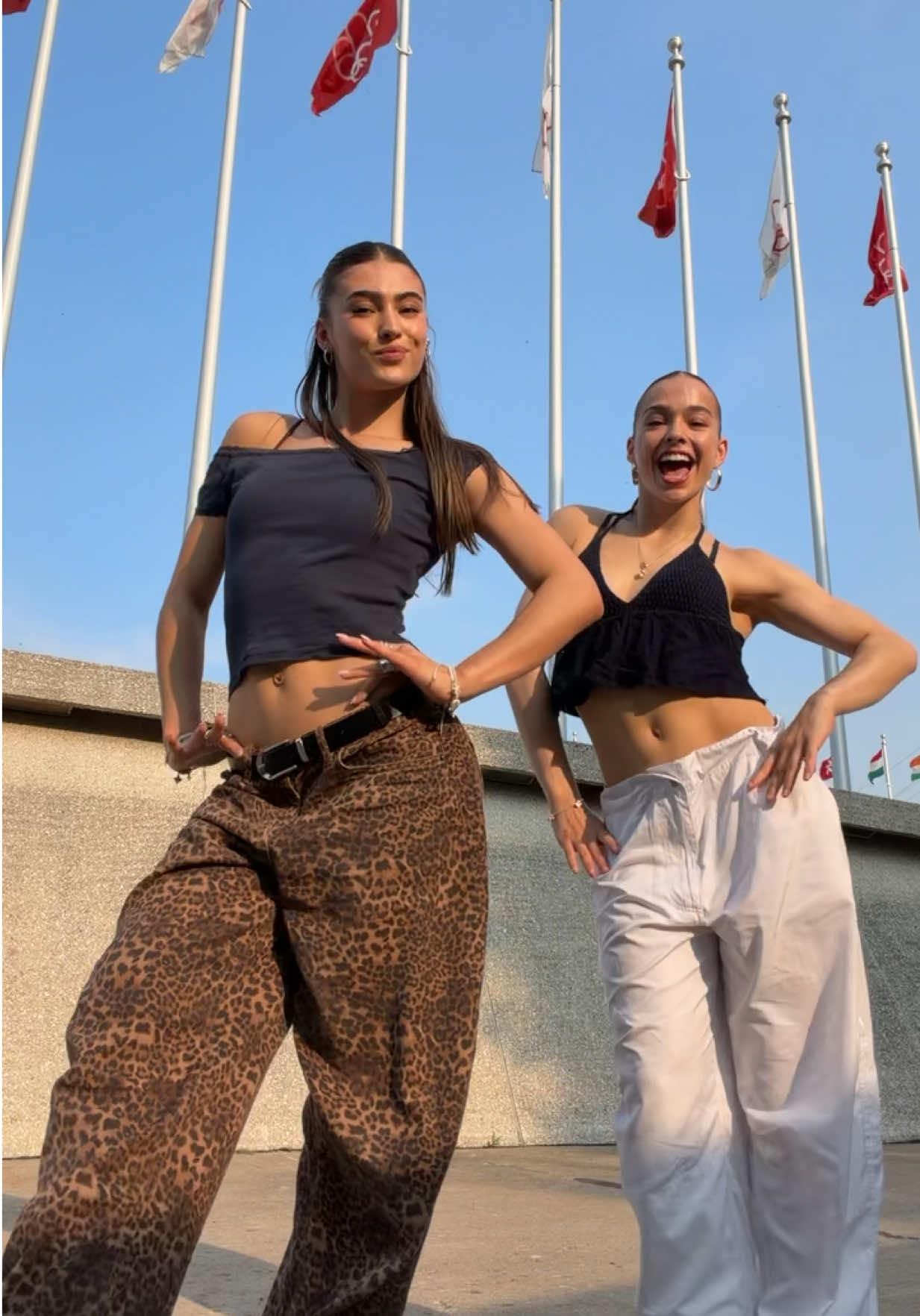 @Beginsisters Official