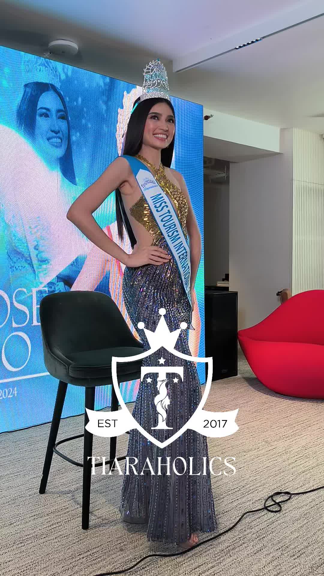@TIARAHOLICS