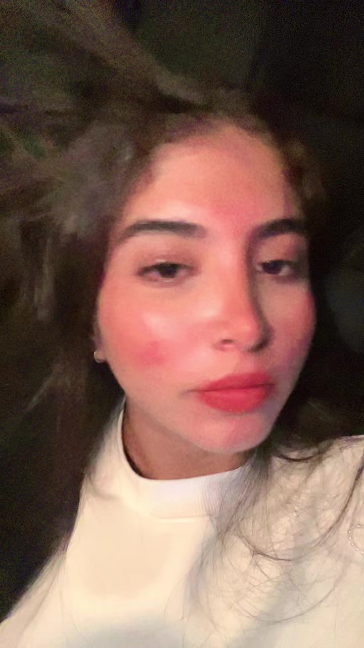 @Samanthaherrera.ec