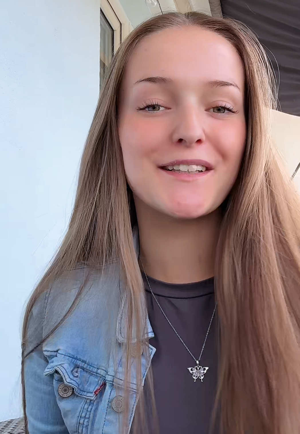 @diesetoni_
