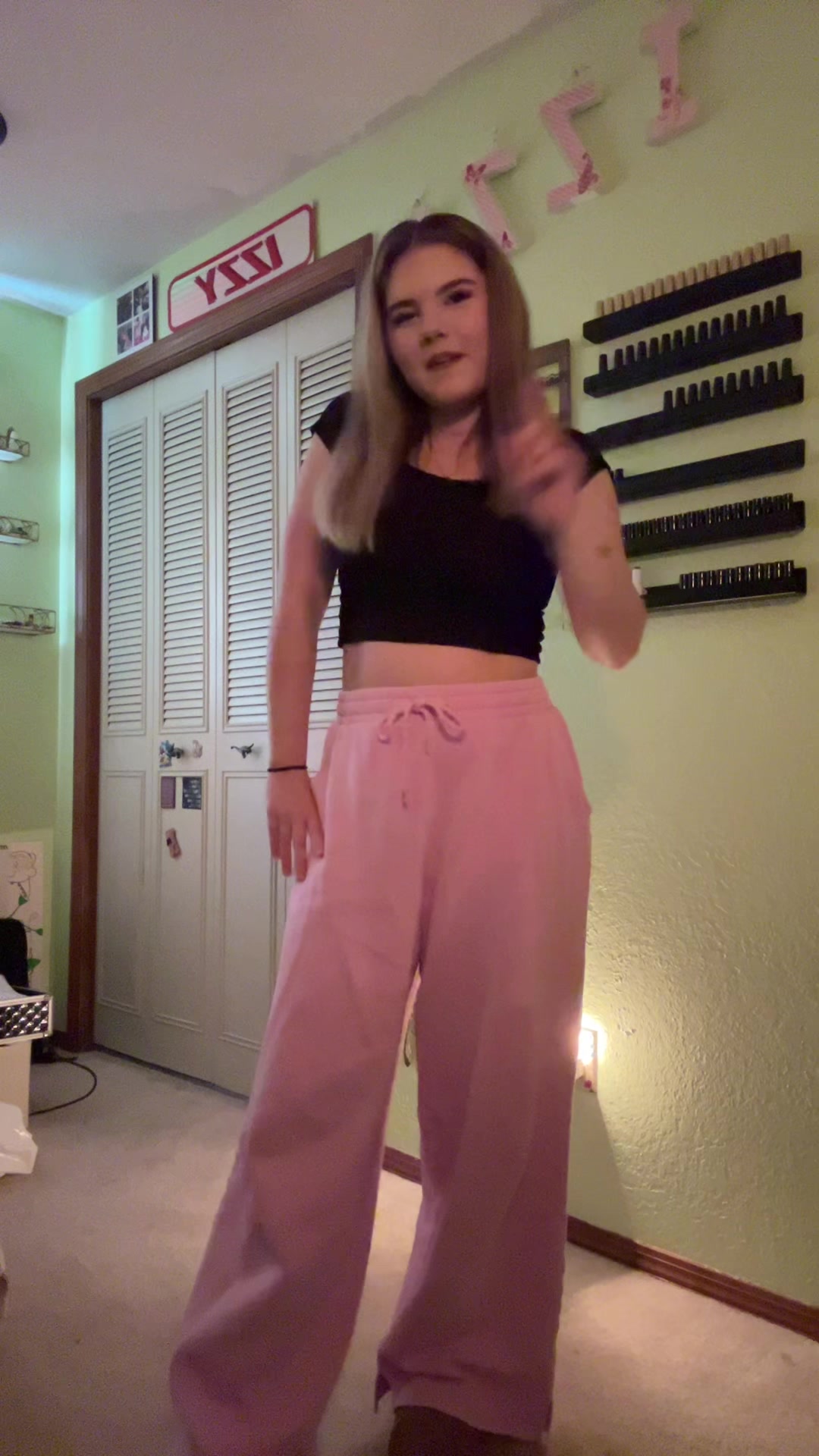 @izzy<3