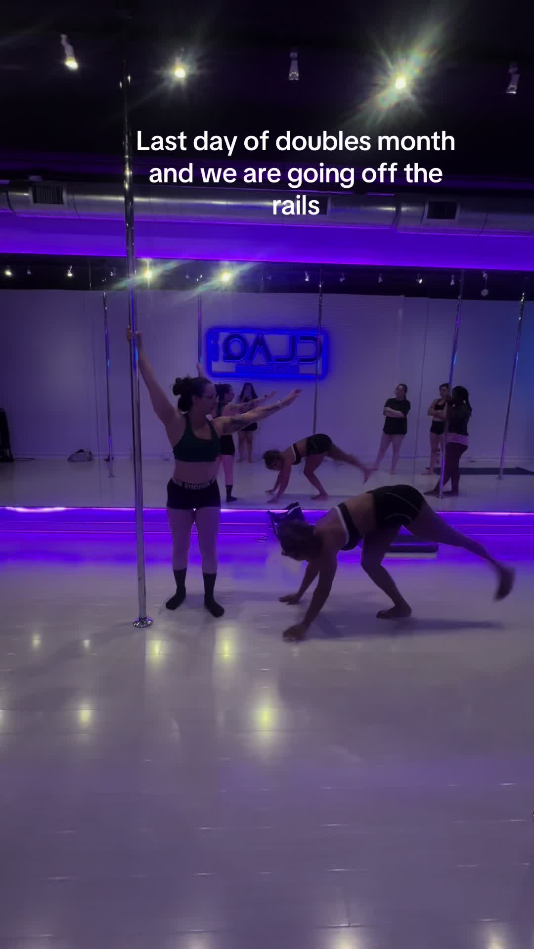 @Niaworldwide