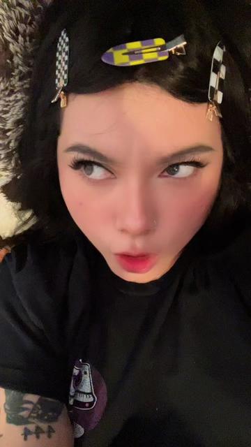 @Whaariel
