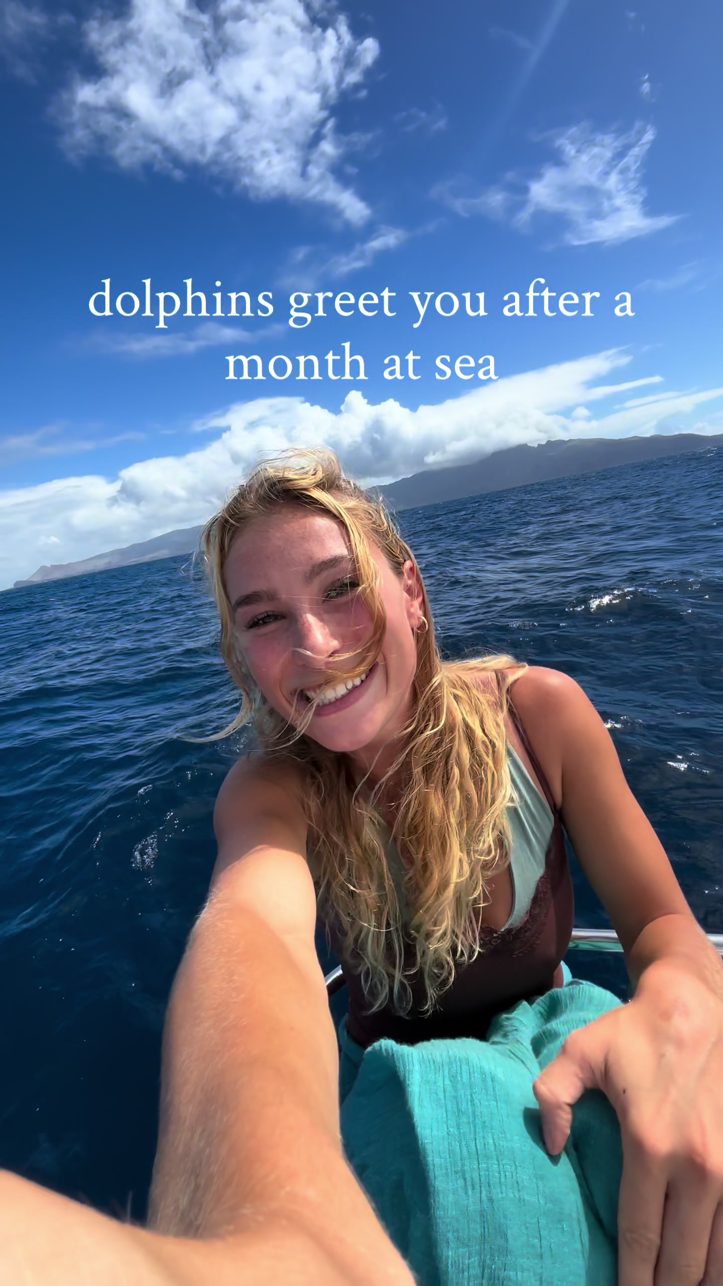 @Hallie Rose | Travel 🌸🌊📷