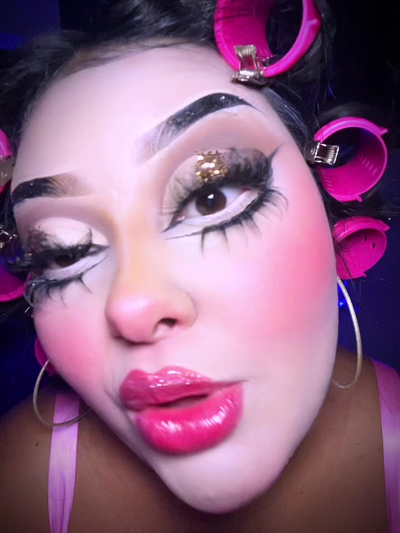 @𝑳𝒂𝑨𝒏𝒈𝒆𝒍𝒆𝒔𝑽𝒊𝒓𝒂𝒍🦋