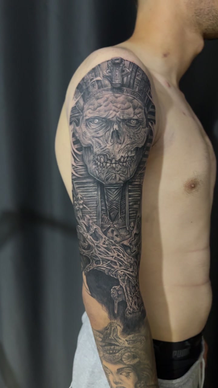 @🤴👑👉🏼TaTtOo🫦👑🤴&trade;️