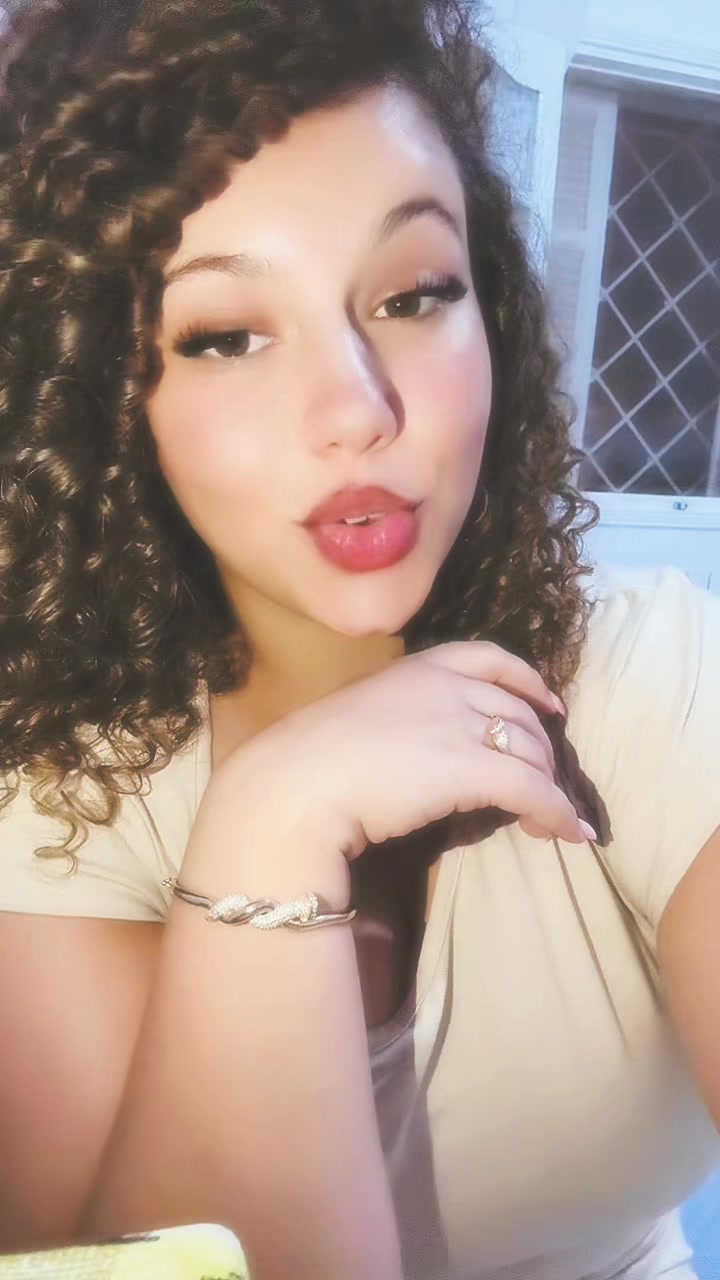 @.H🎀.