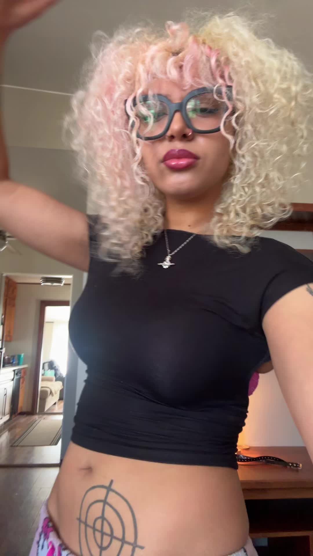 @leaveyourbf