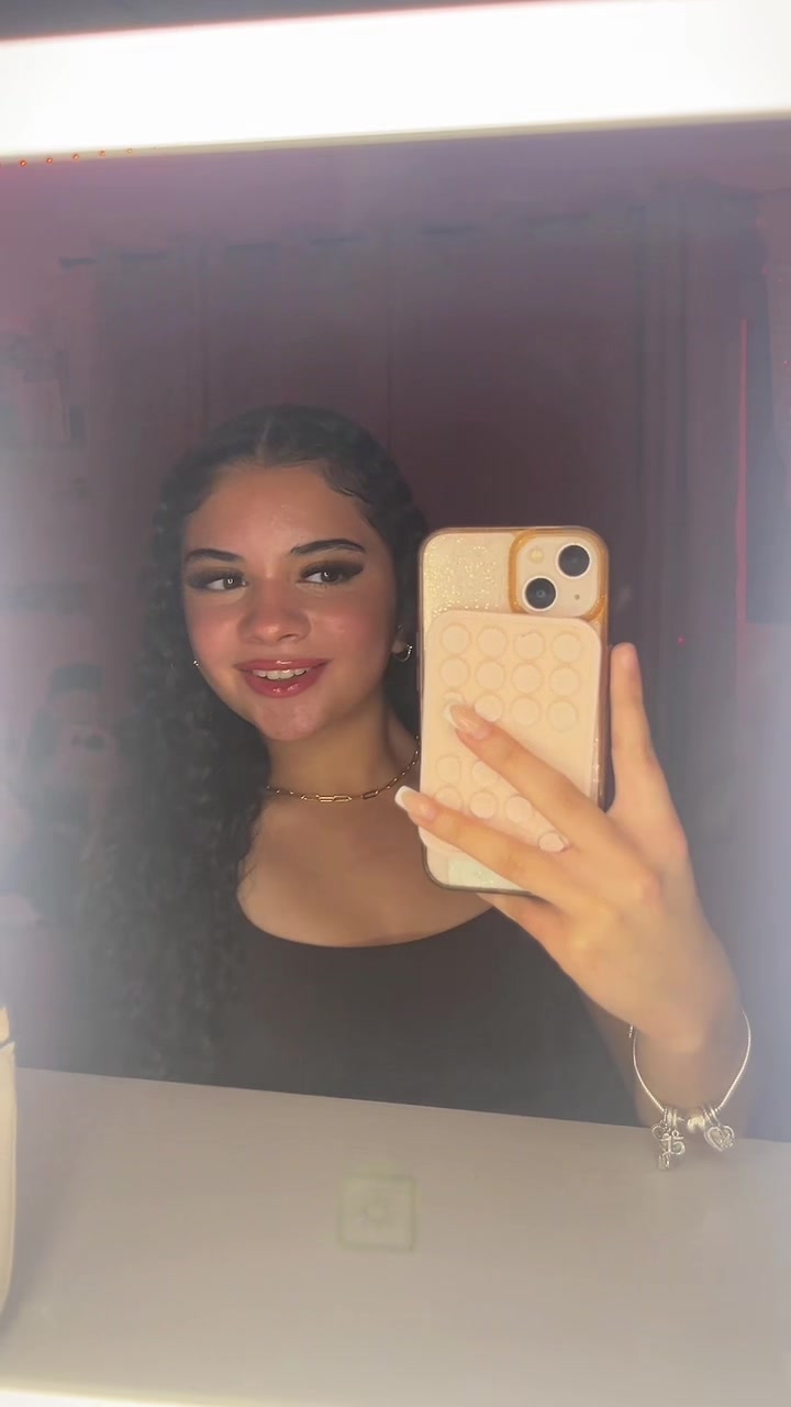 @👑