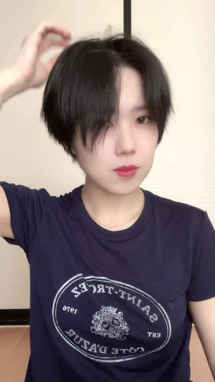 @倫