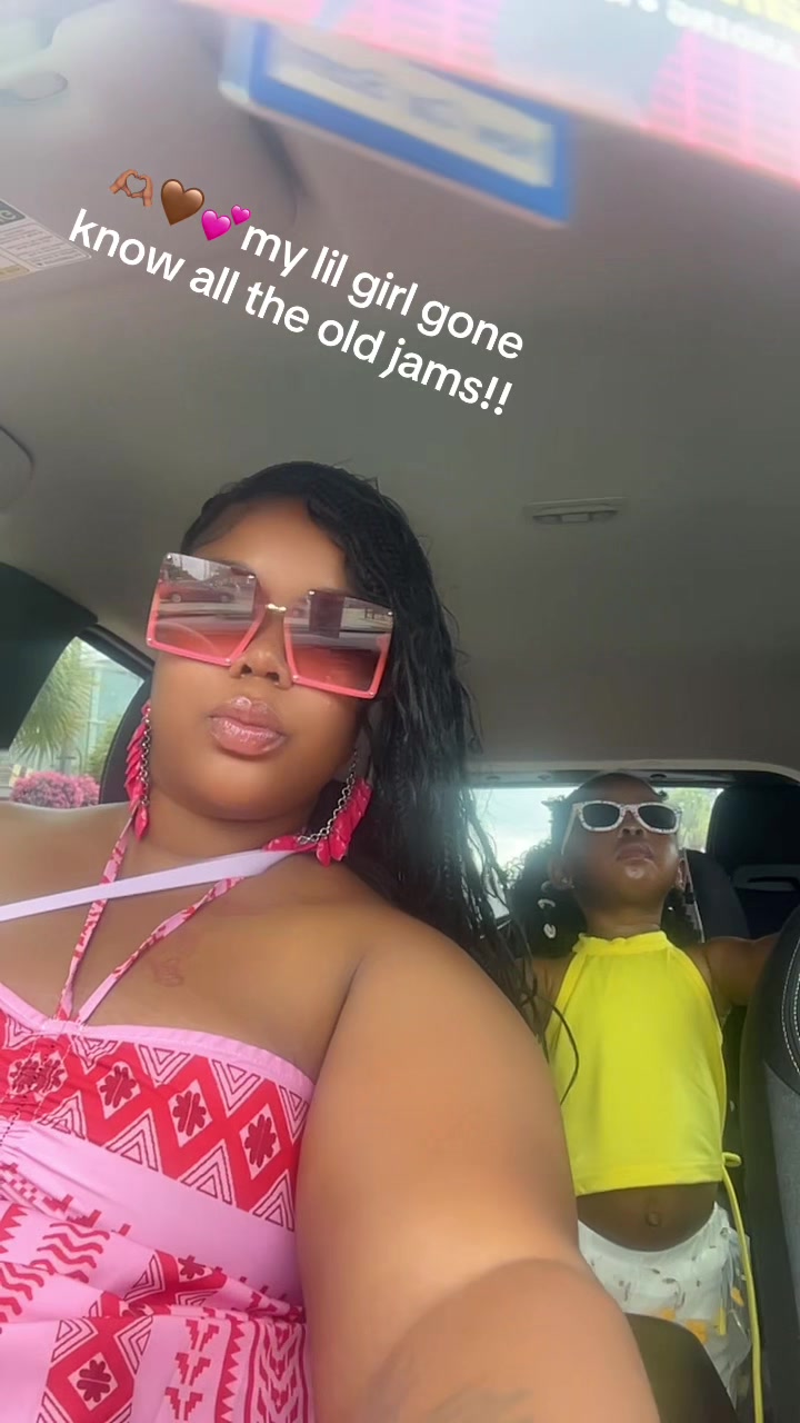 @Lady_.Desi