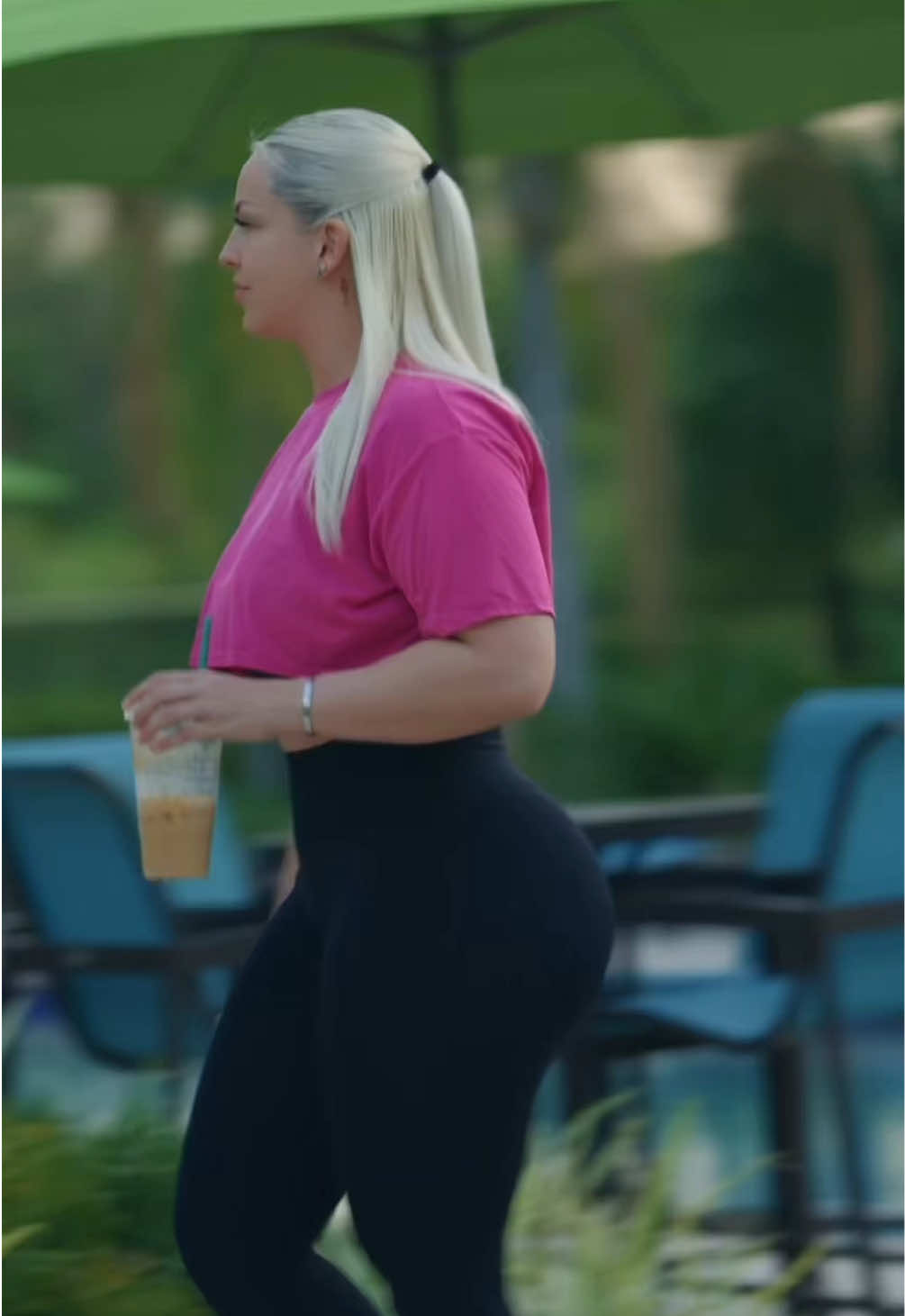 @Valentina