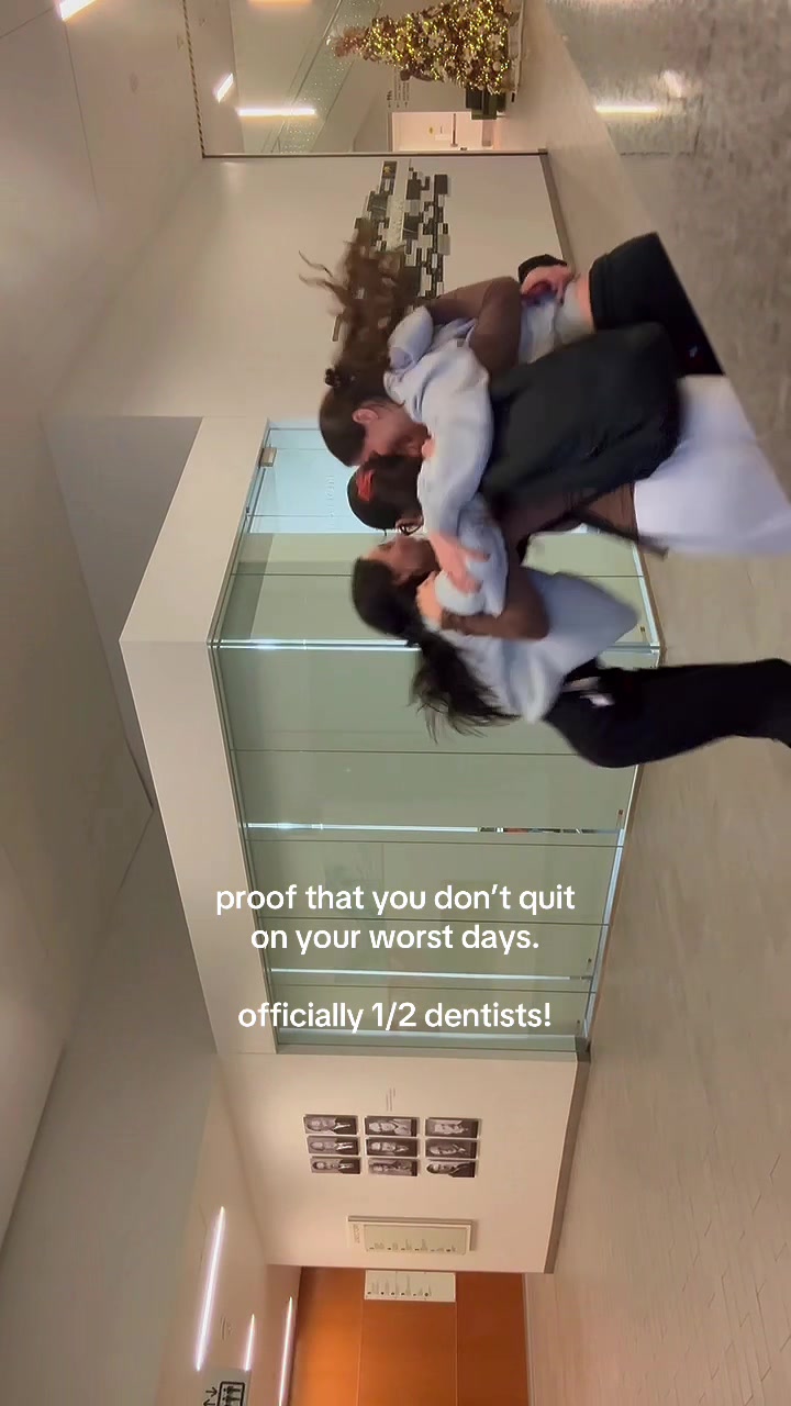 @veronica