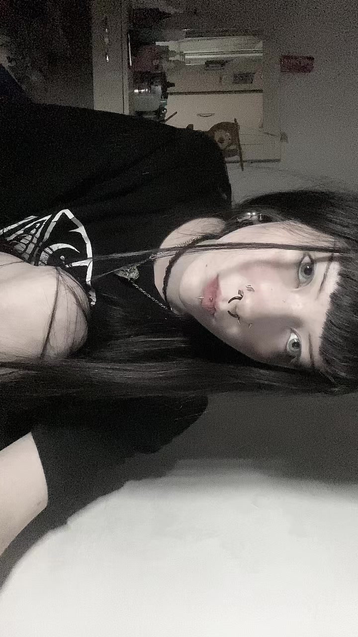 @dark.ova
