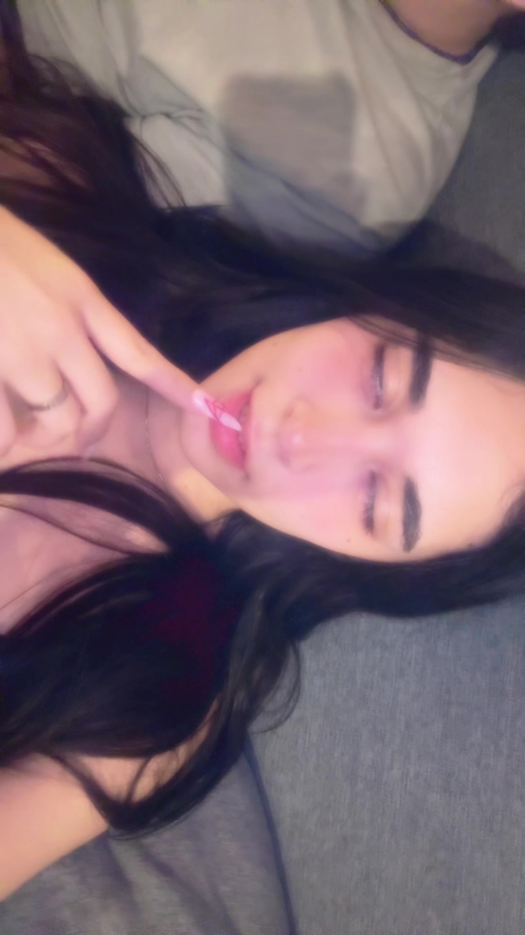 @Anyu💋 se pronuncia SH