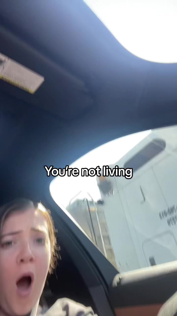 @Renee