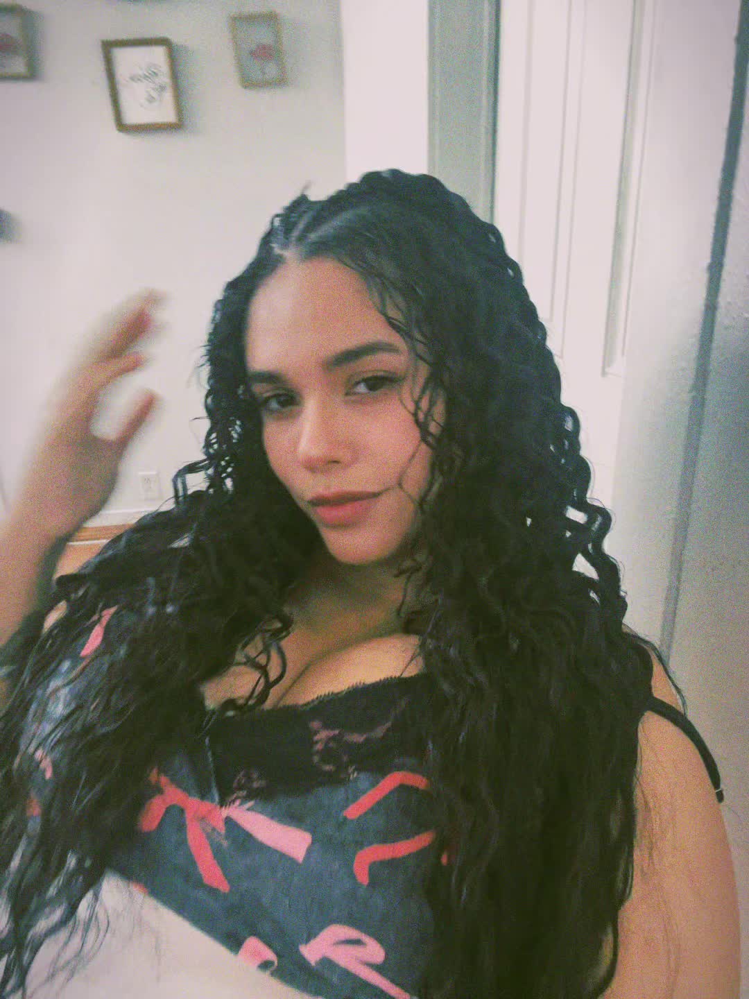 @✨🍒ℭ𝔢𝔠𝔦 𝔗𝔬𝔯𝔯𝔢𝔰🍒✨