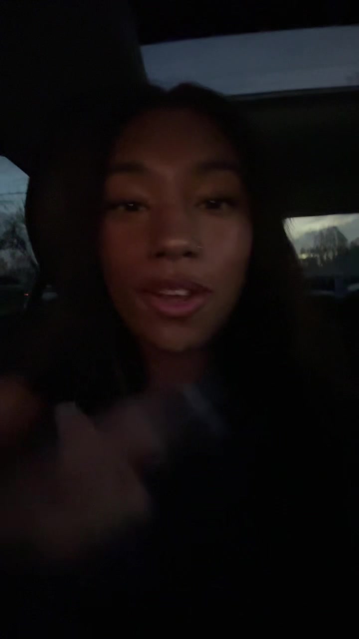 @pinkfluffyunicorns12340