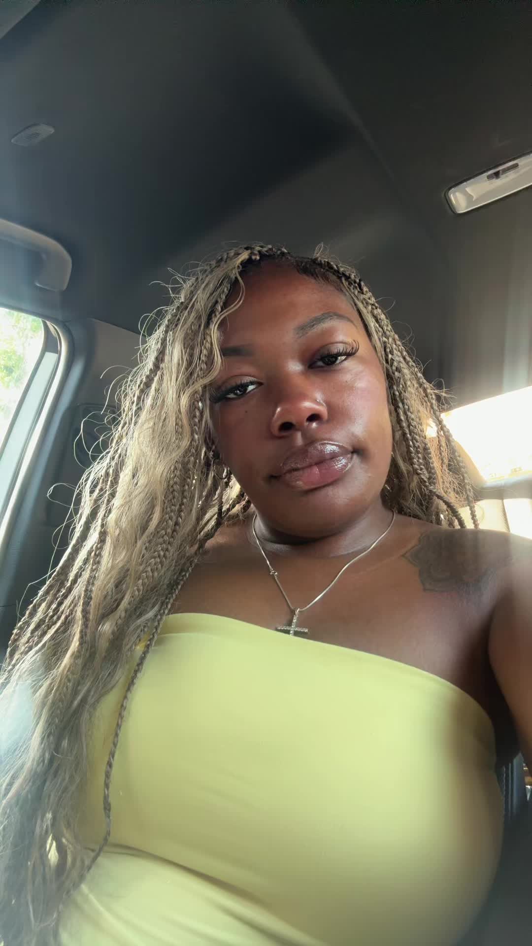 @MelaninMonroe