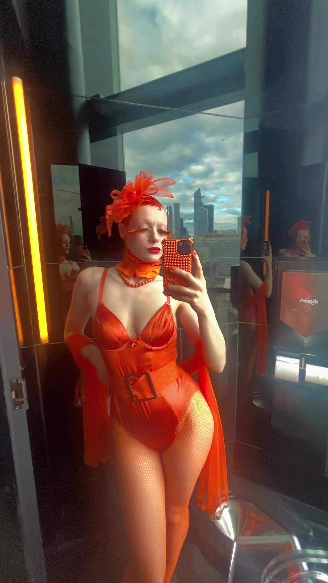 @theorangeiris