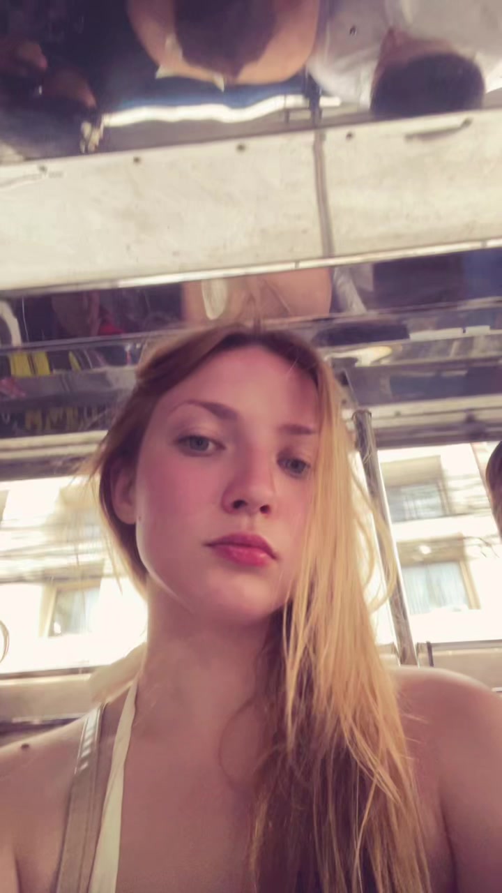 @Lachansondesrosesfanées