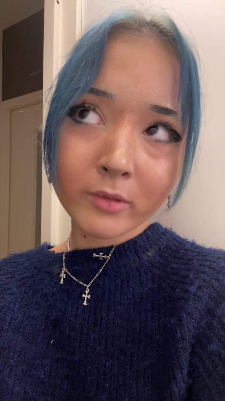 @sashavlt_