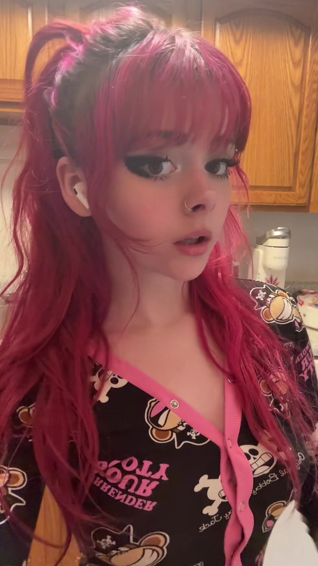 @🖤
