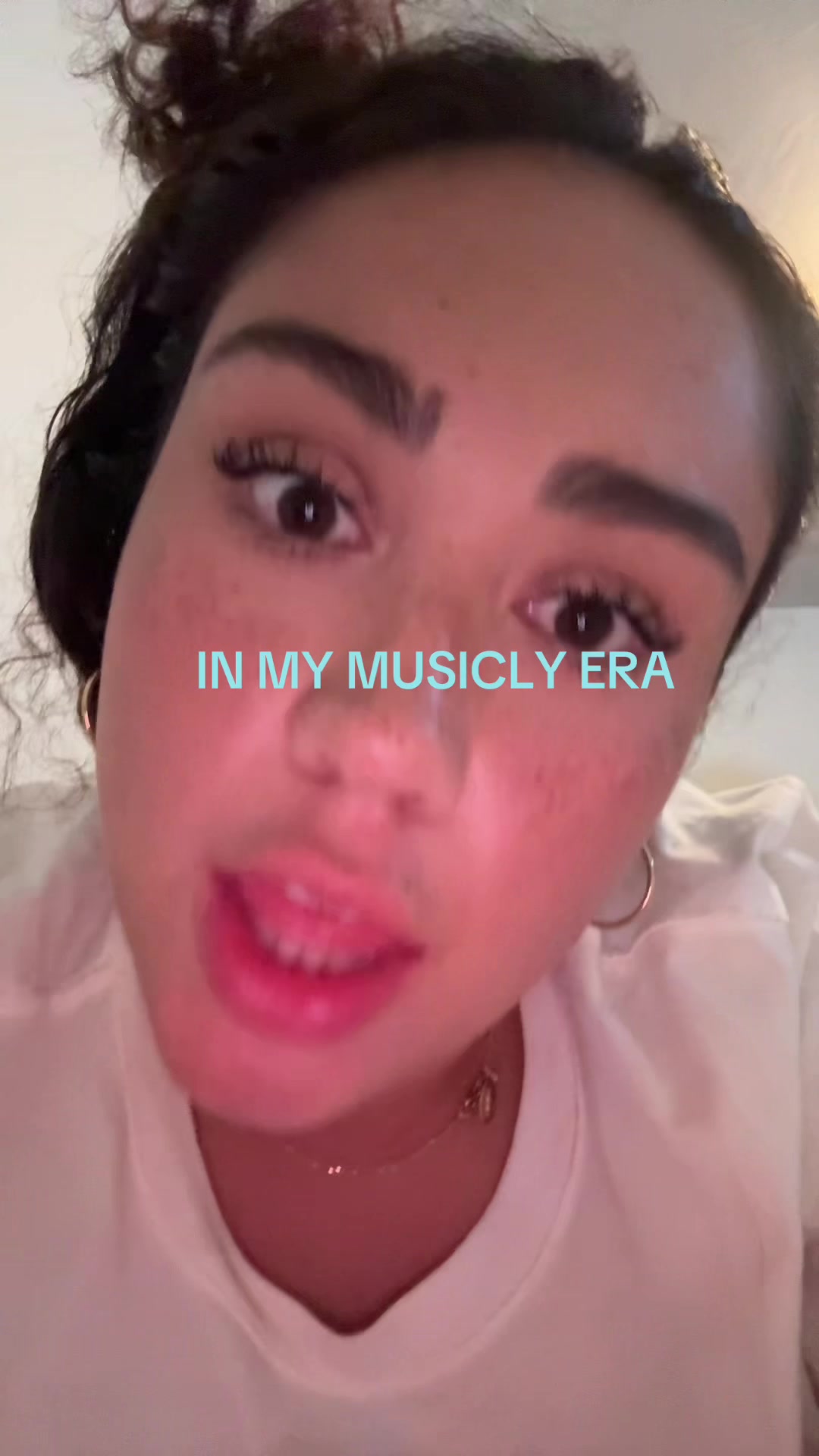 @Isabella