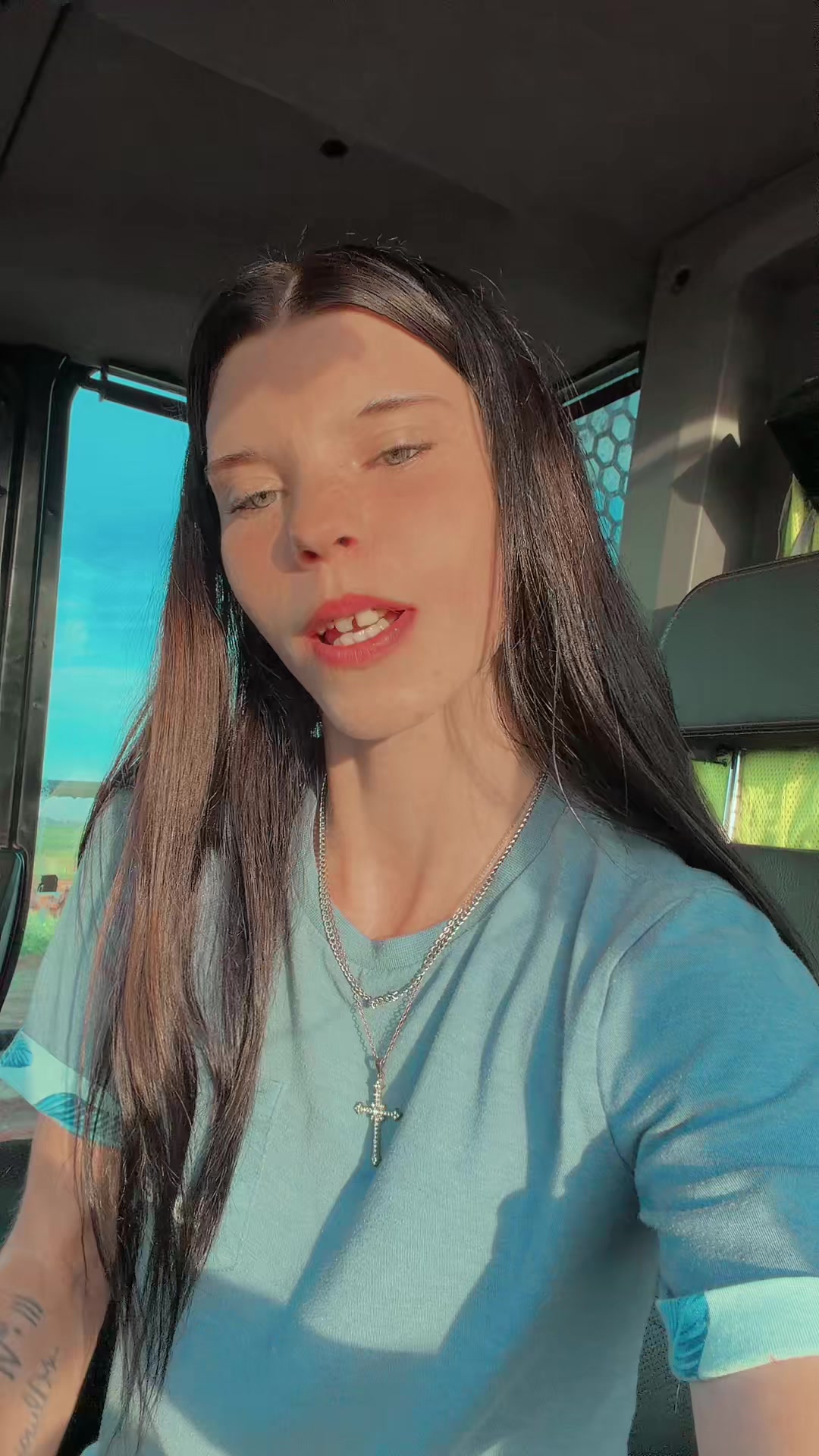 @Angel🌸