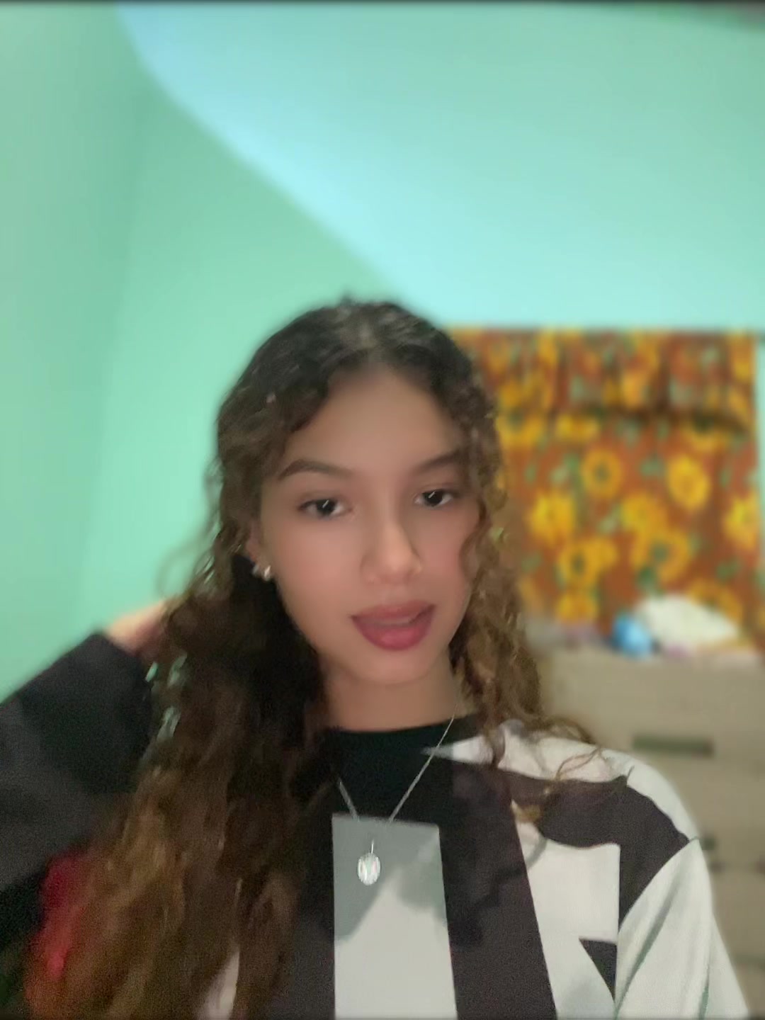 @️