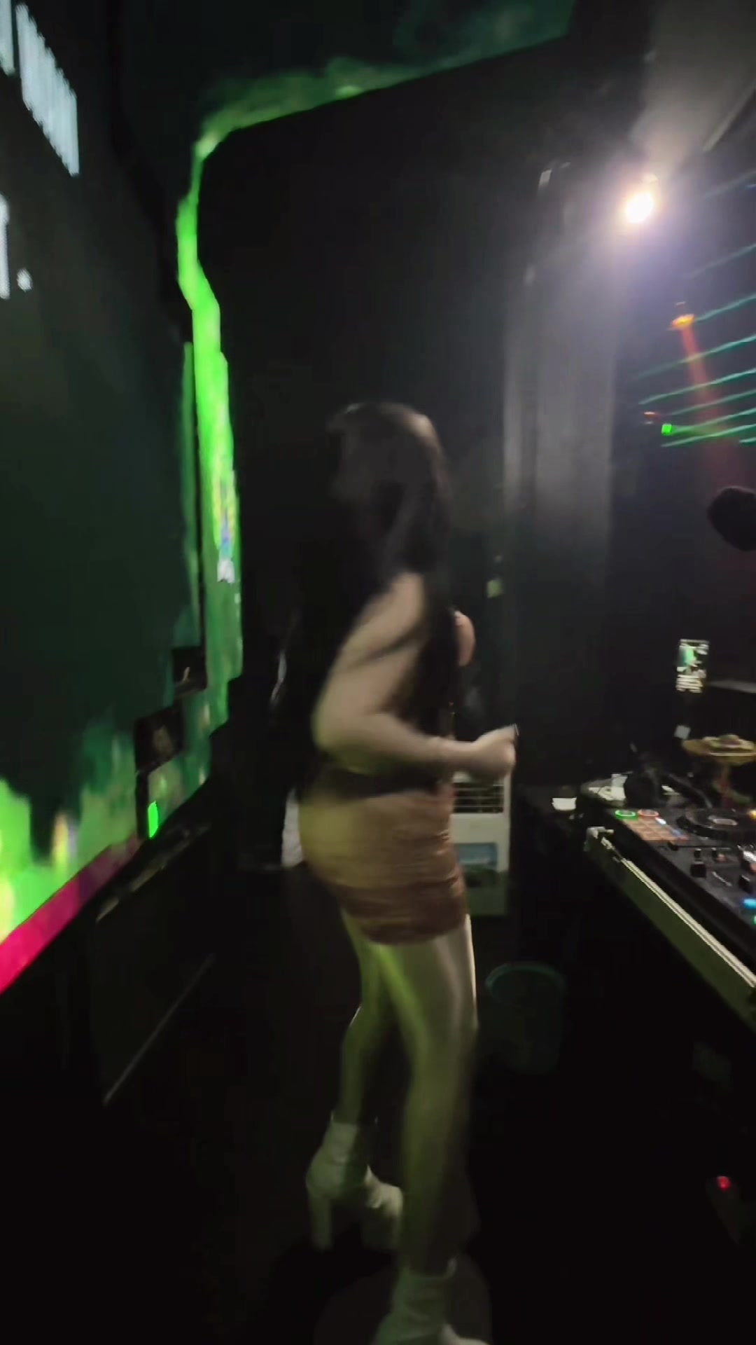 @dj.rini.amora