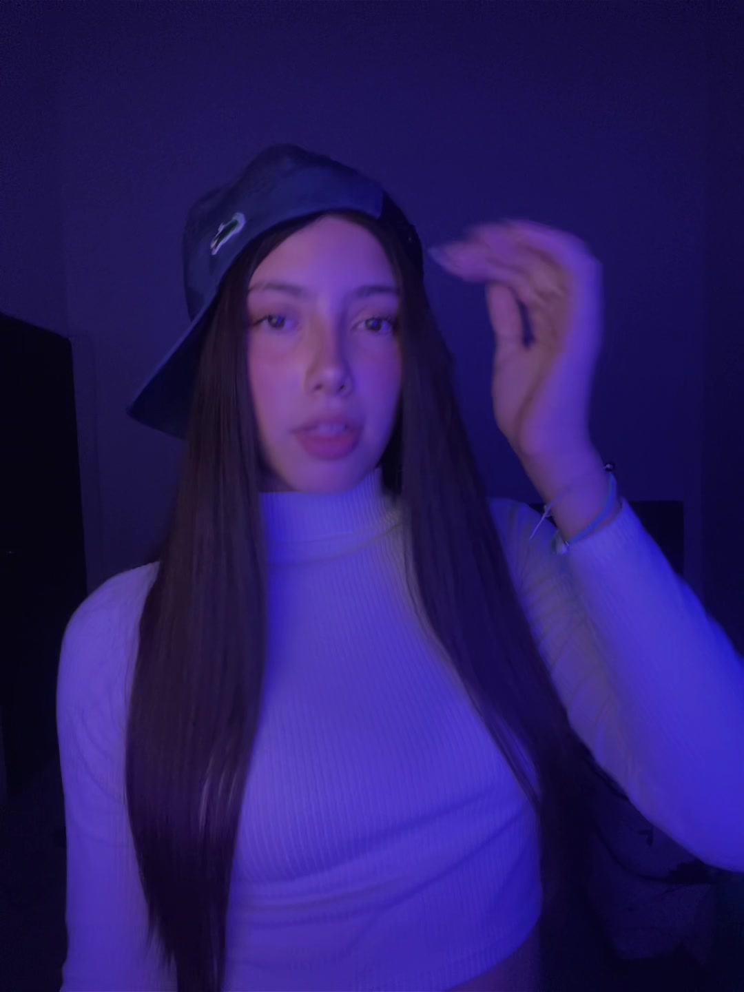 @𝓂𝒶𝓁𝑒𝓃𝒶