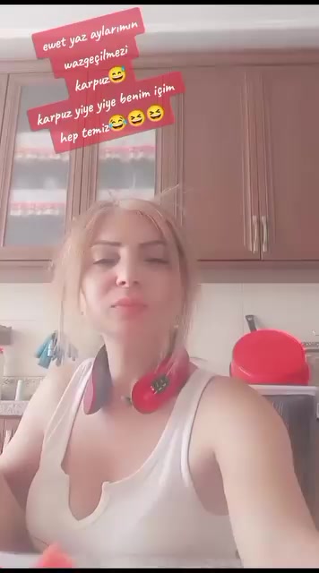 @emellebeauty